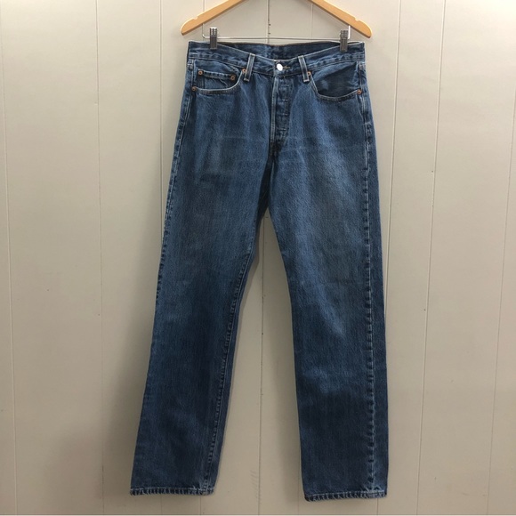 VTG LEVIS 501 Sz 32 Button Fly Jeans - Picture 2 of 14
